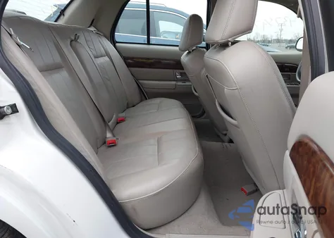 2007 Mercury Grand Marquis Ls from USA, damaged, VIN 2MEFM75V17X613296